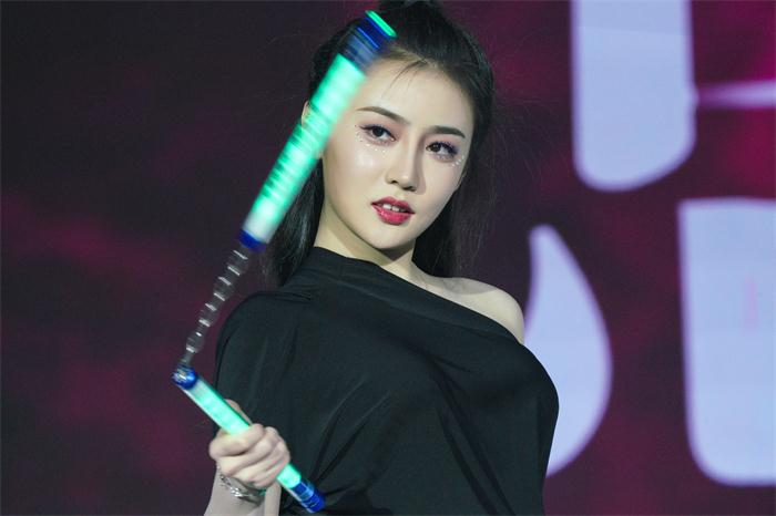 2020世界旅游小姐大赛上海赛区总决赛华丽落幕2.jpg