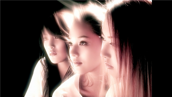 1649921470688965.jpg S.E.S.《拥抱着》Remaster MV 照片.jpg