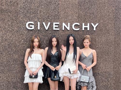 1664874076147444.jpg aespa Givenchy出席时装秀图片.jpg